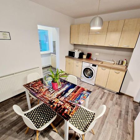 Marcos Apartments - Stanisoarei - Self Check-In Resicabánya Kültér fotó